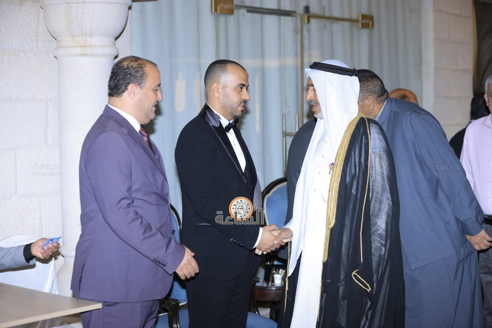 Madar Al-Saa Images 0.9414785730138765