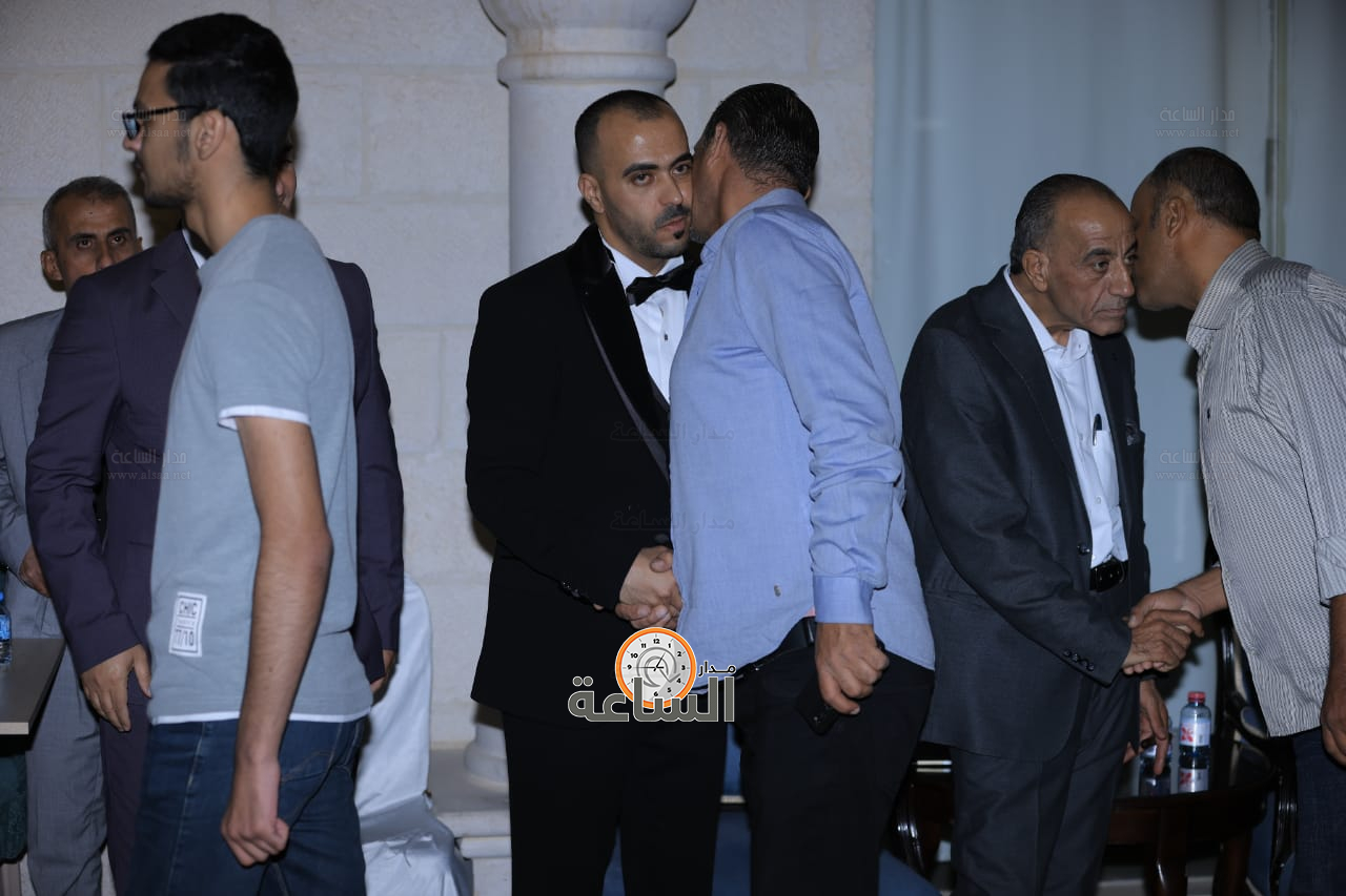 Madar Al-Saa Images 0.7264612533498281