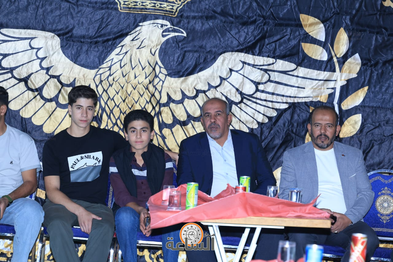 Madar Al-Saa Images 0.8705147546558413