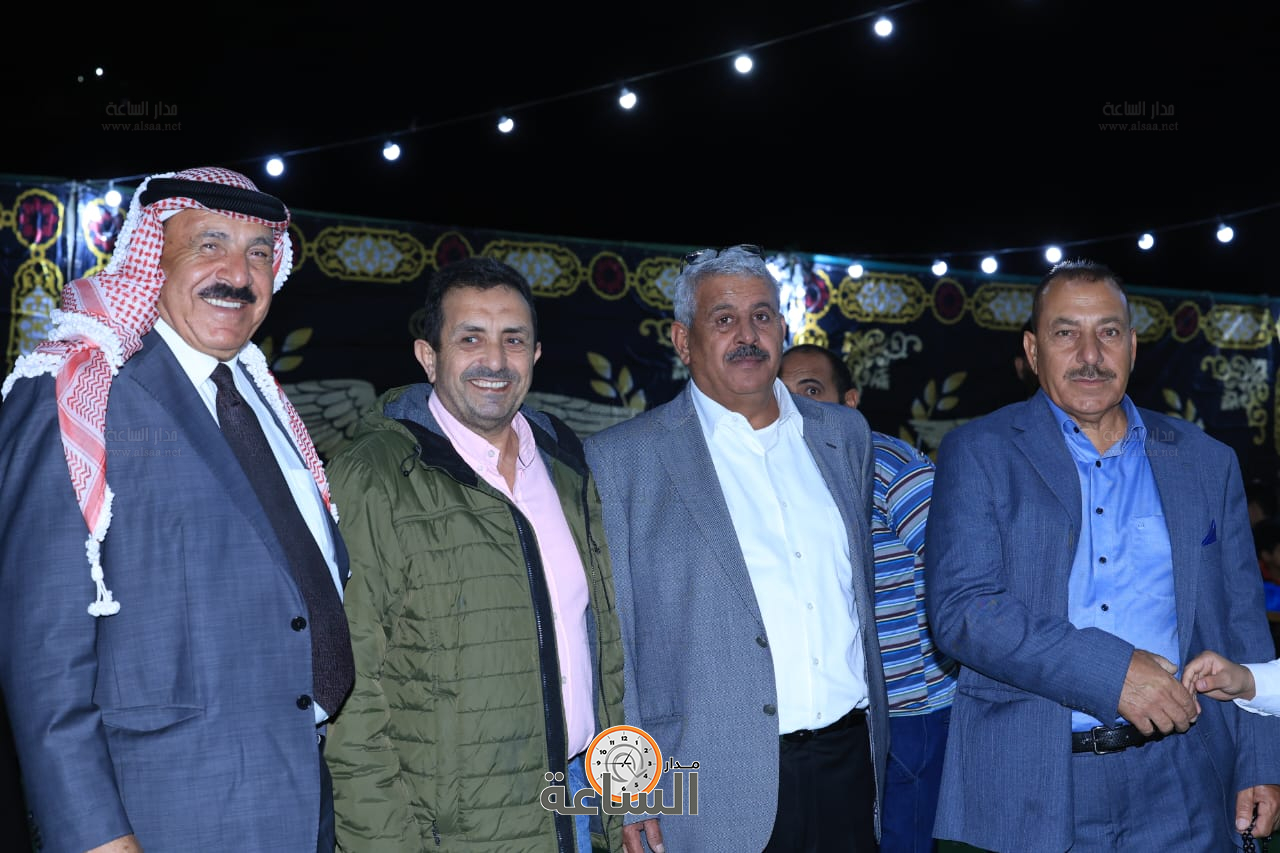 Madar Al-Saa Images 0.8377705645454686