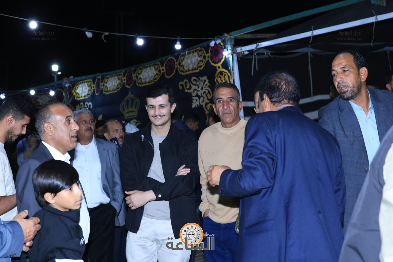 Madar Al-Saa Images 0.4193813308757568