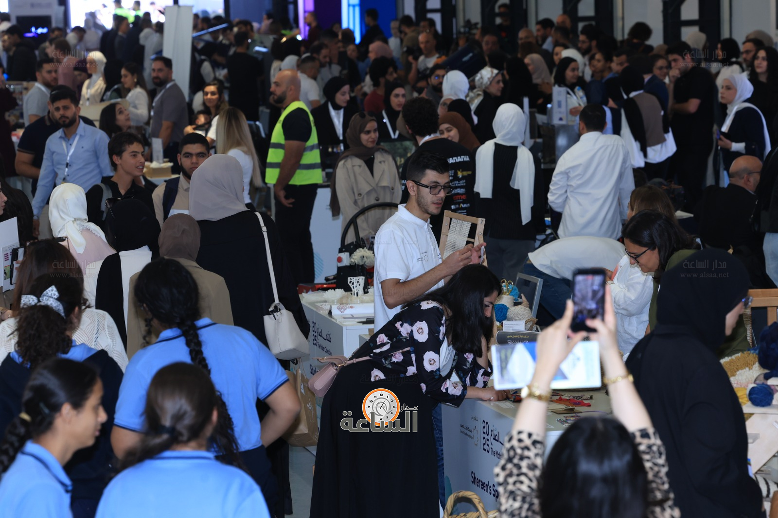 Madar Al-Saa Images 0.4750829726584844