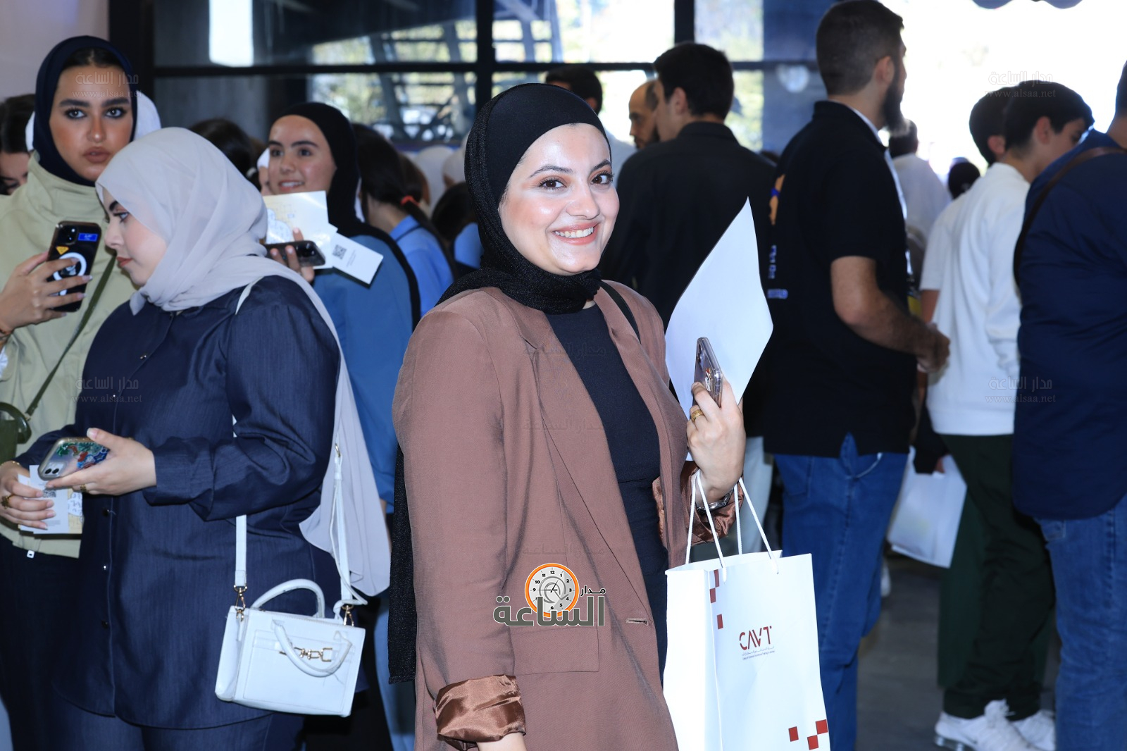 Madar Al-Saa Images 0.22712994672136622