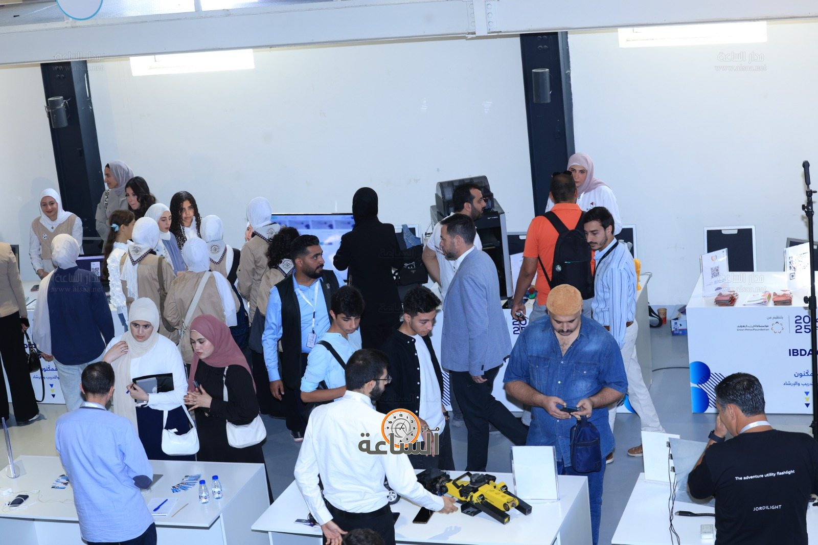 Madar Al-Saa Images 0.7510744602752446