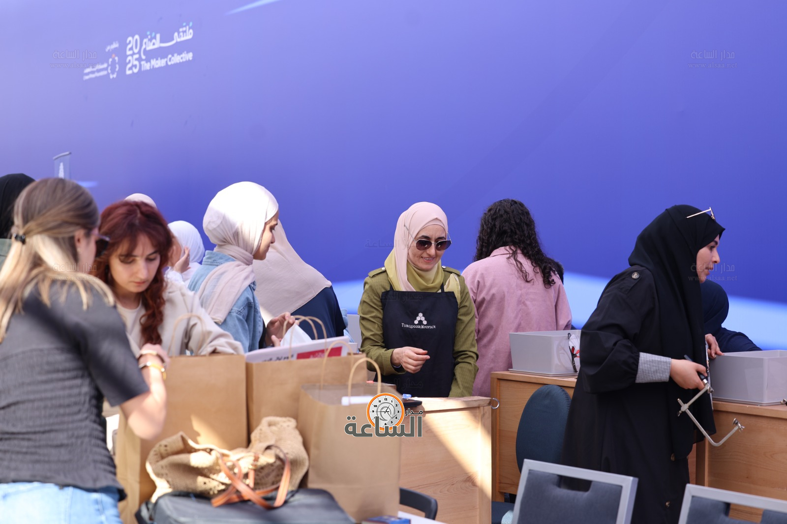 Madar Al-Saa Images 0.13702528046681683