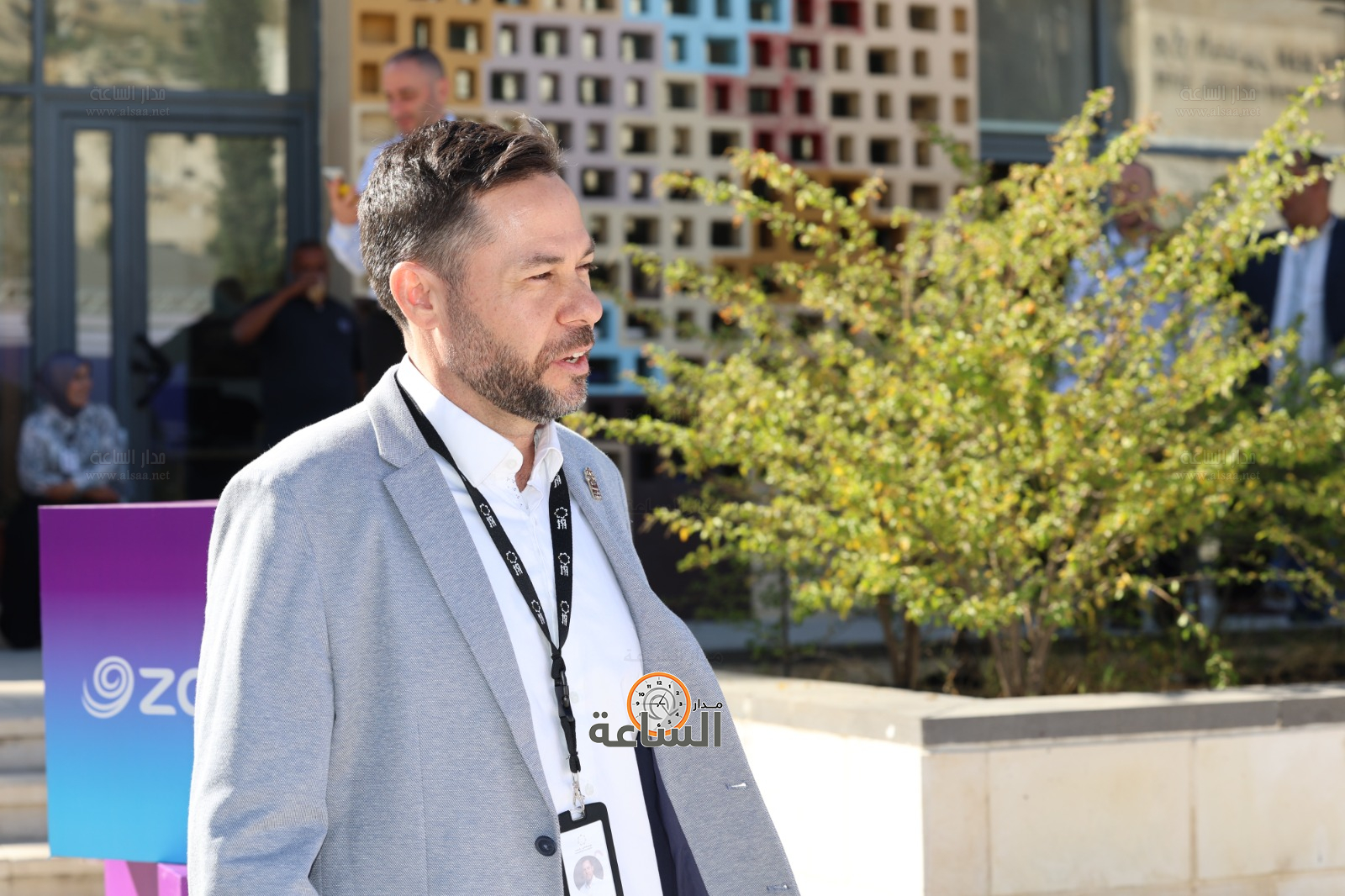 Madar Al-Saa Images 0.14882440291446297