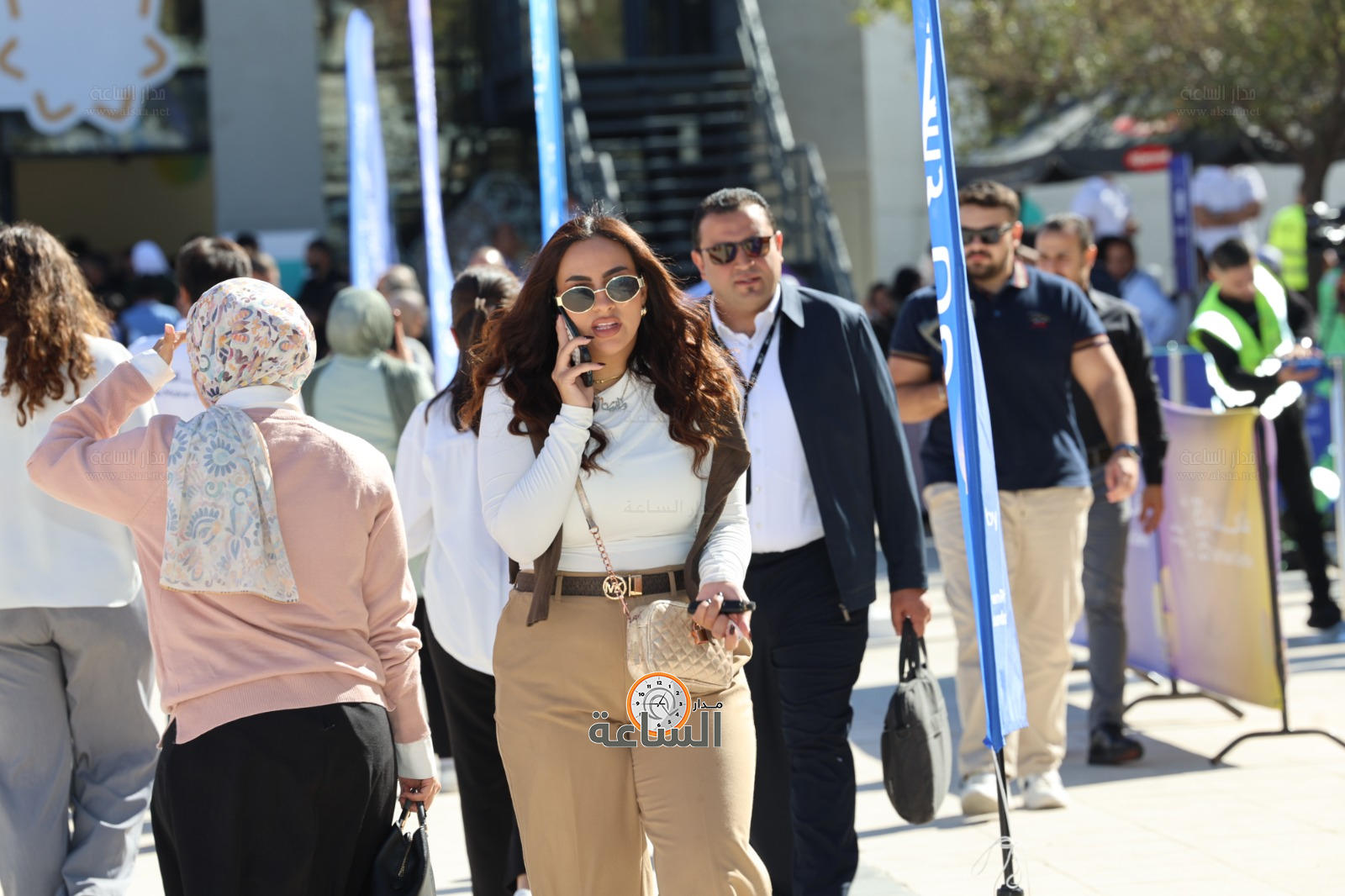 Madar Al-Saa Images 0.801727528333025