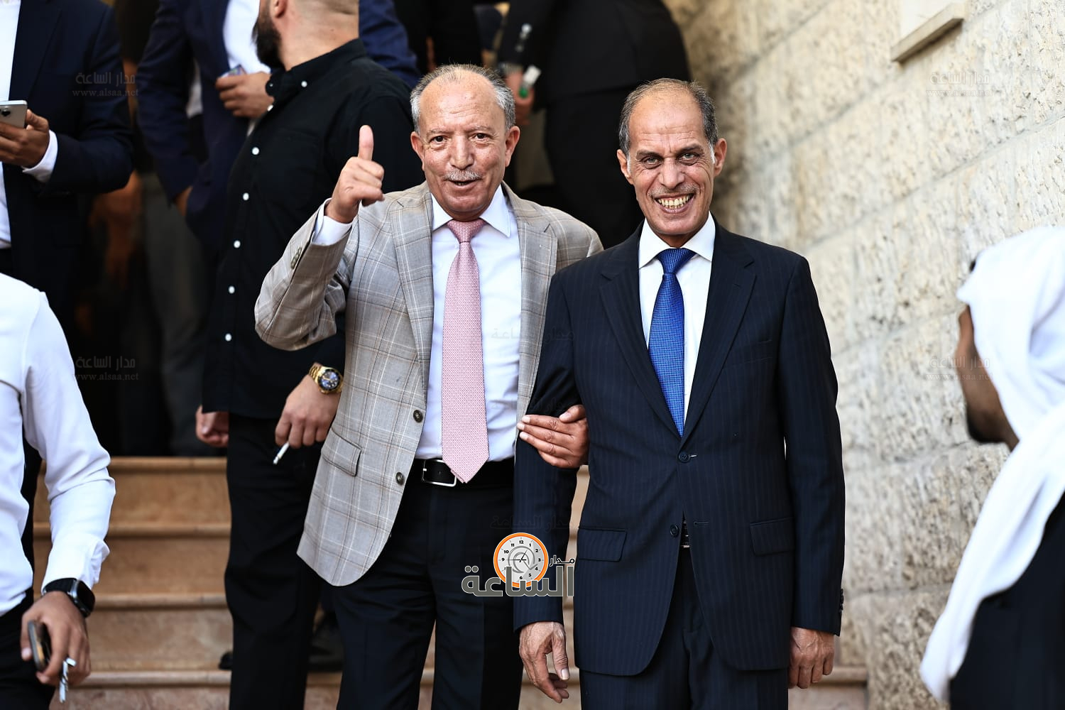 Madar Al-Saa Images 0.15278709479051145