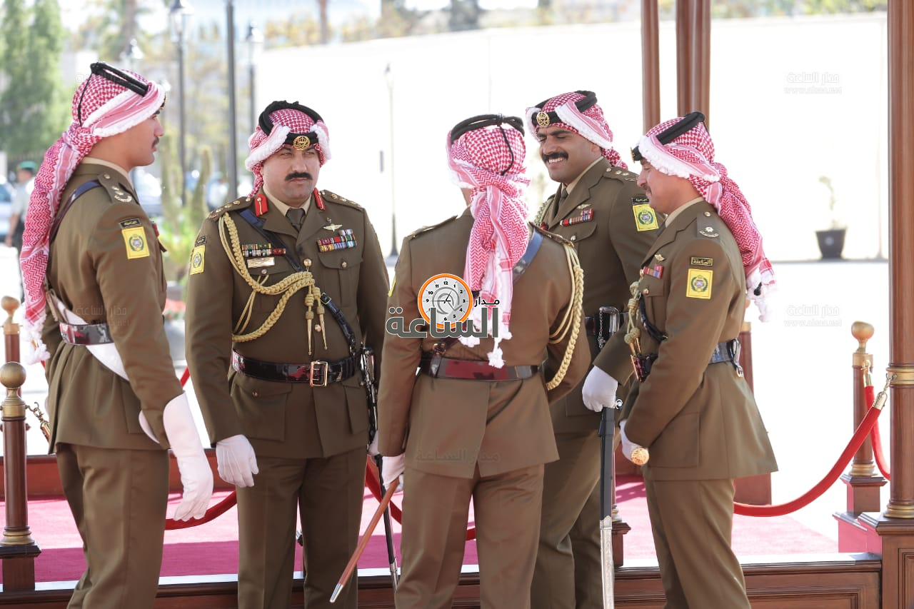 Madar Al-Saa Images 0.09900792727340335