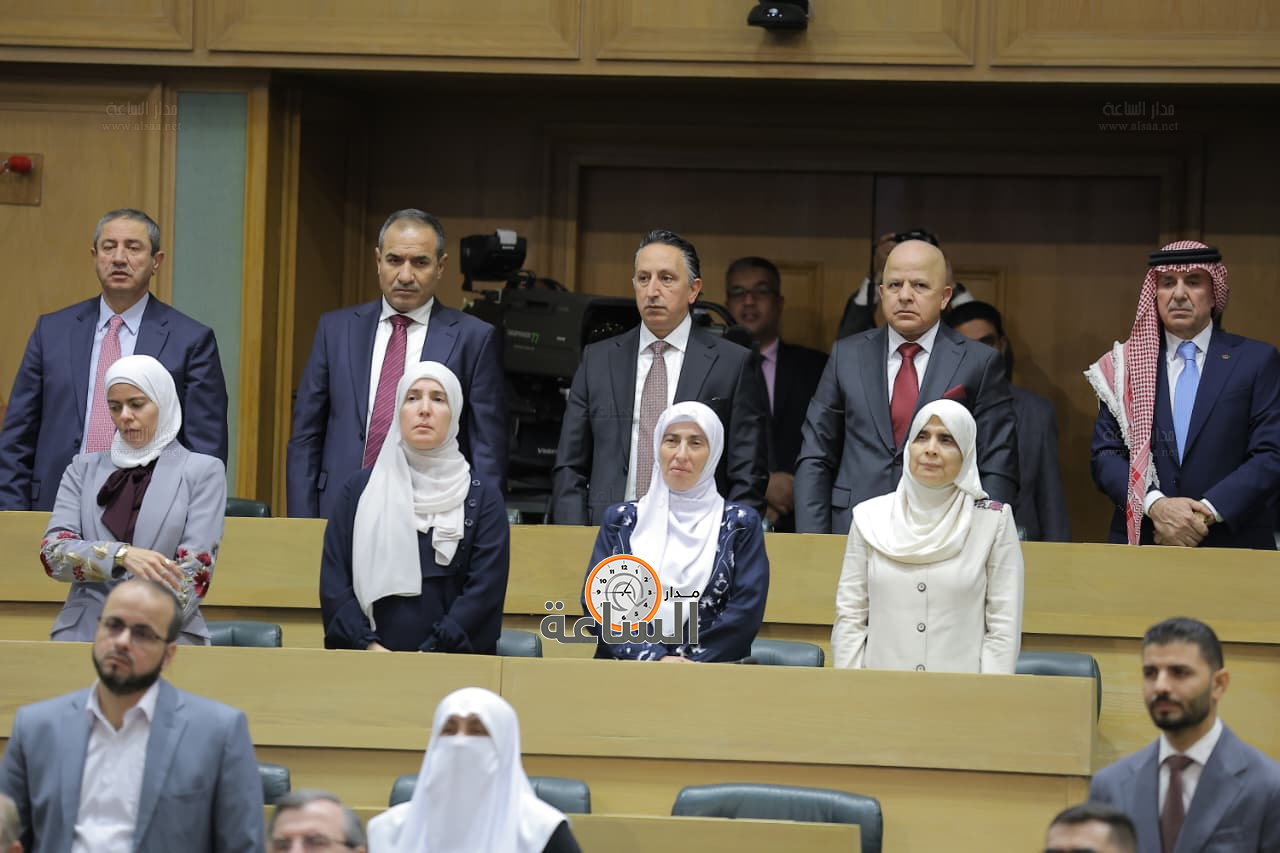 Madar Al-Saa Images 0.9270830235526312