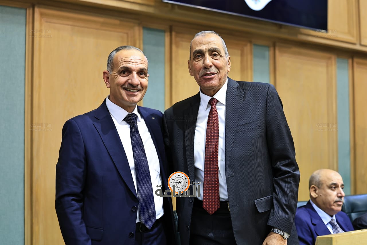 Madar Al-Saa Images 0.736845600158369