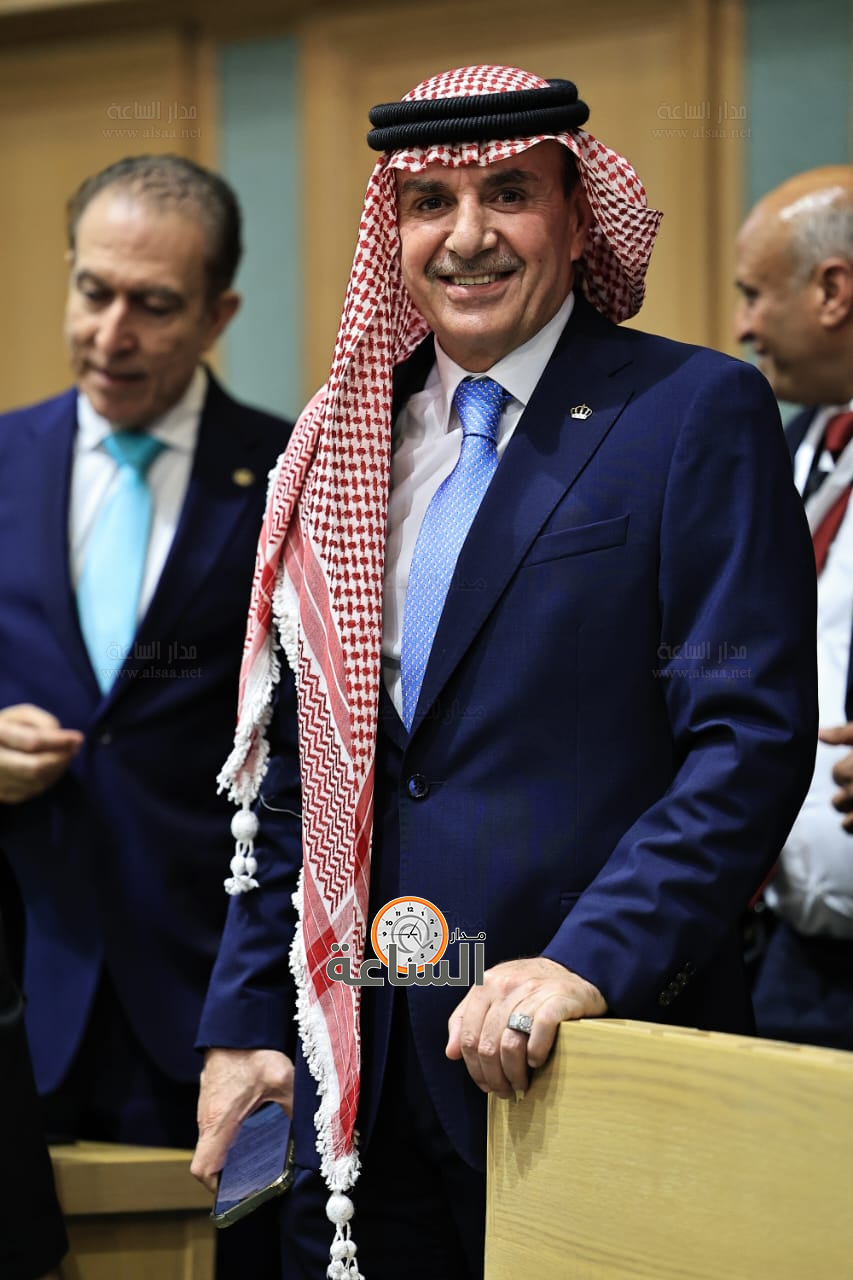 Madar Al-Saa Images 0.04082478205866358