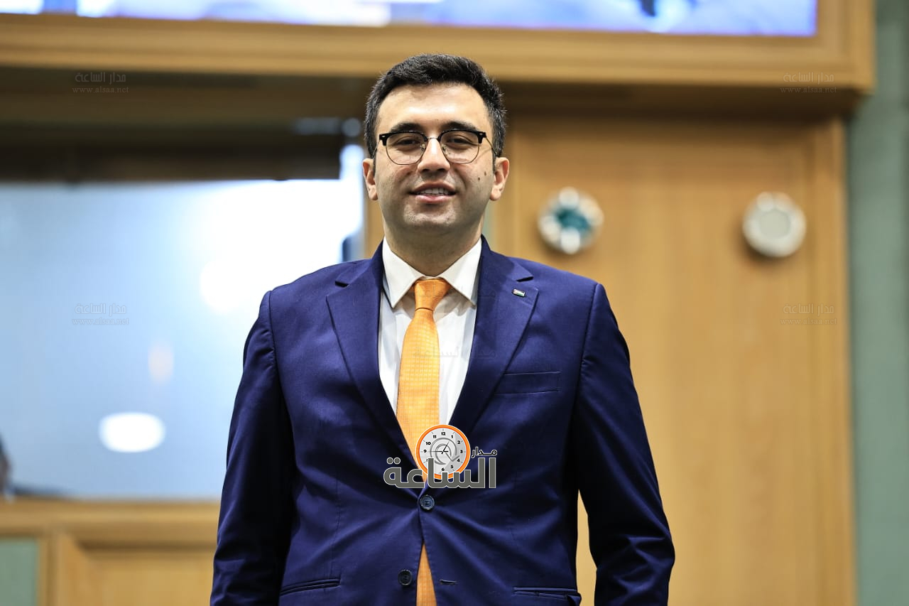 Madar Al-Saa Images 0.49774632871095026