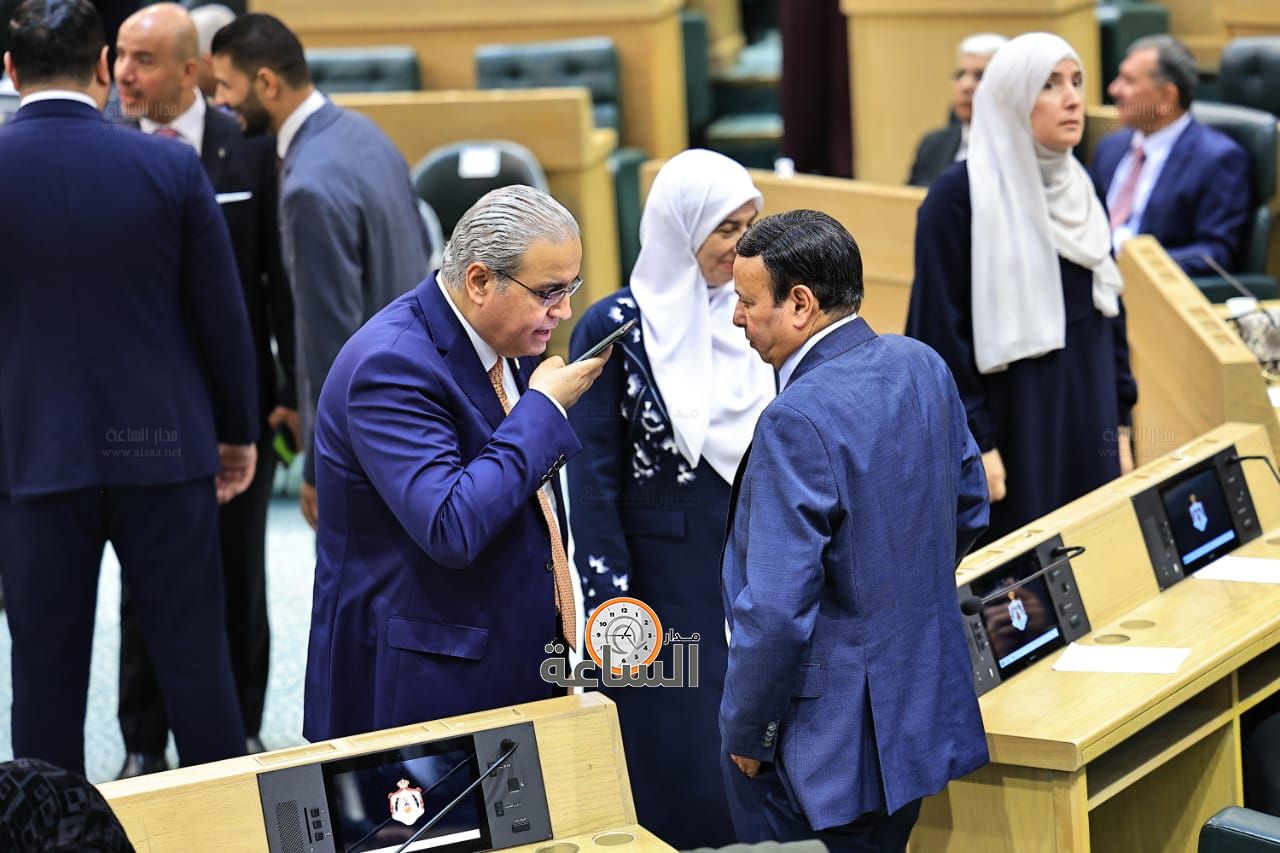 Madar Al-Saa Images 0.4592832628922311