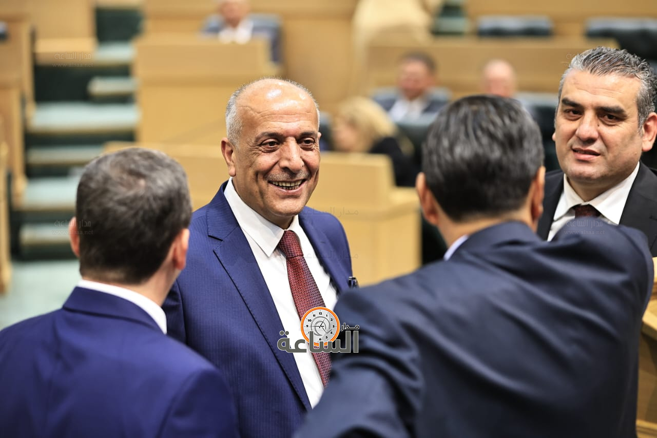 Madar Al-Saa Images 0.5583101283472515