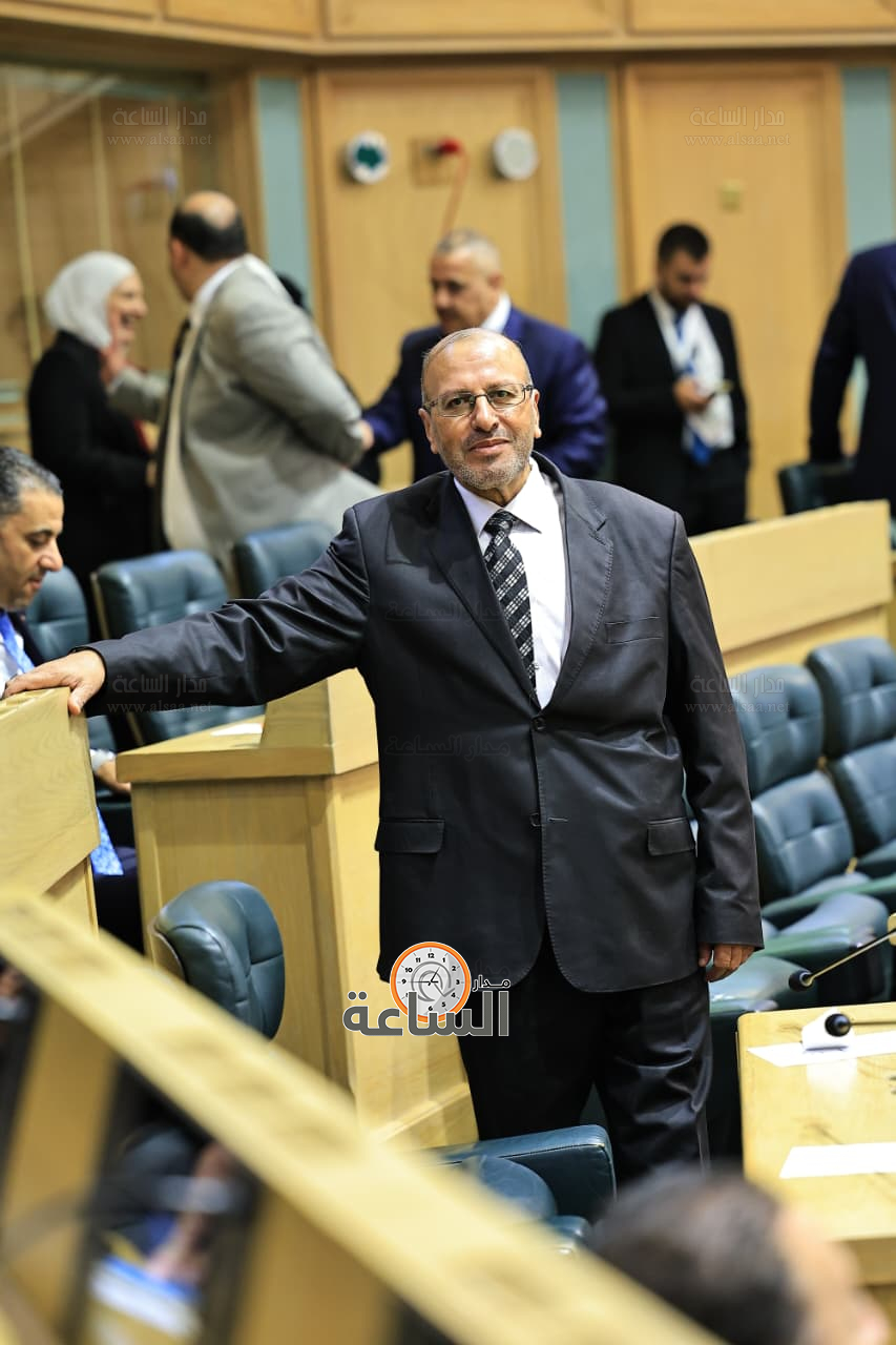 Madar Al-Saa Images 0.3969243636295384