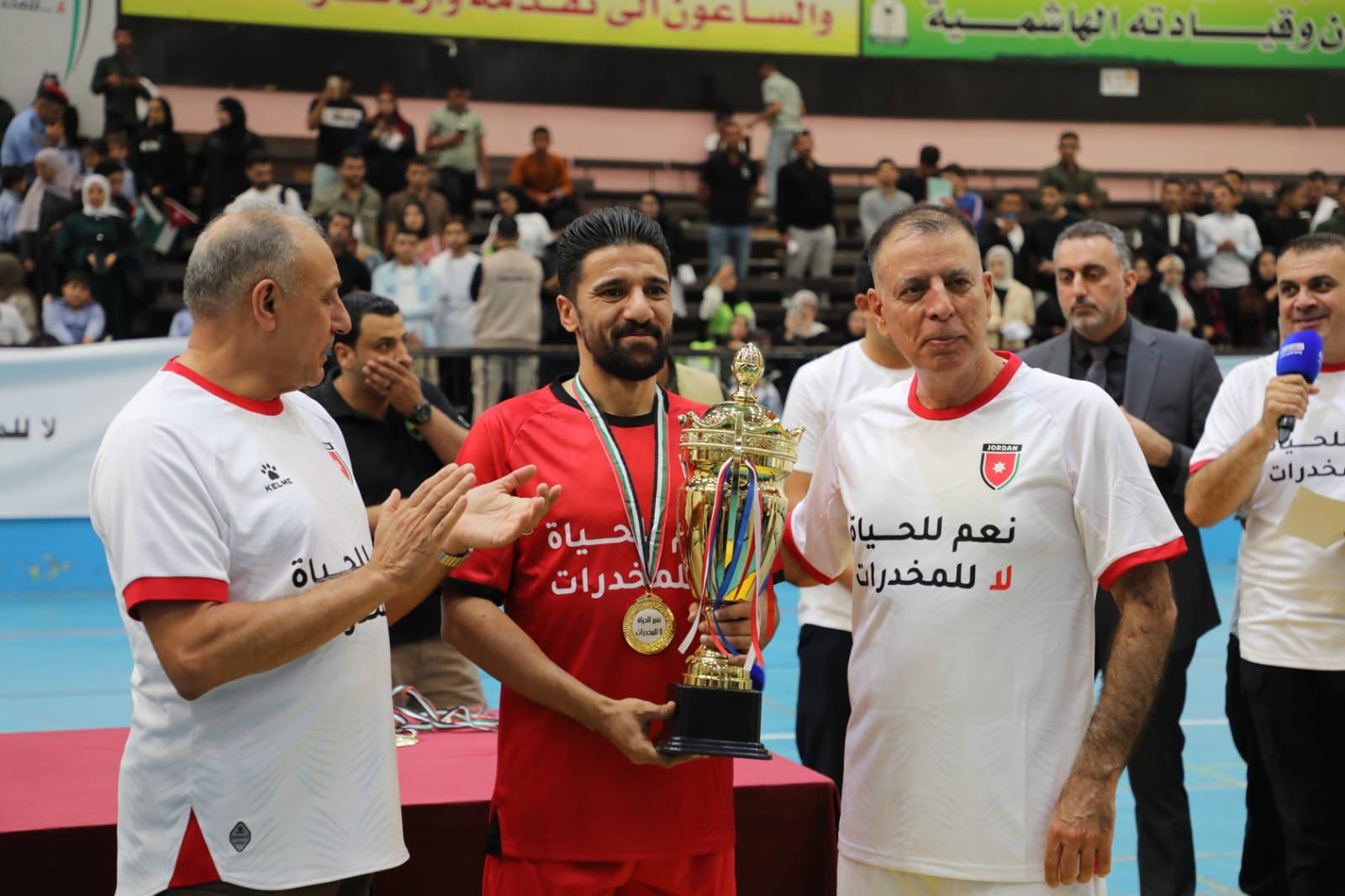 Madar Al-Saa Images 0.33044712628086714