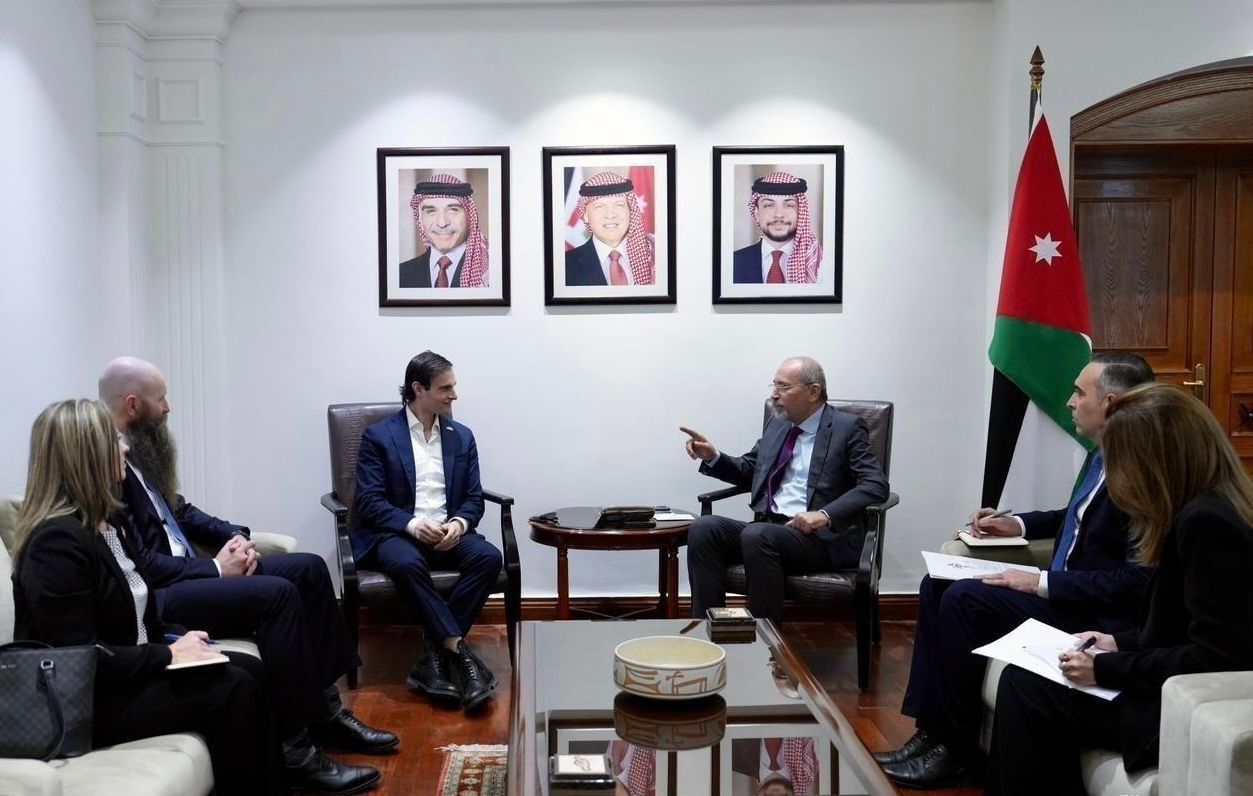 Madar Al-Saa Images 0.5207092113275013