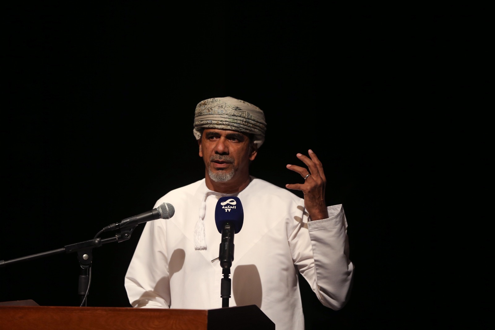 Madar Al-Saa Images 0.5529547940433885