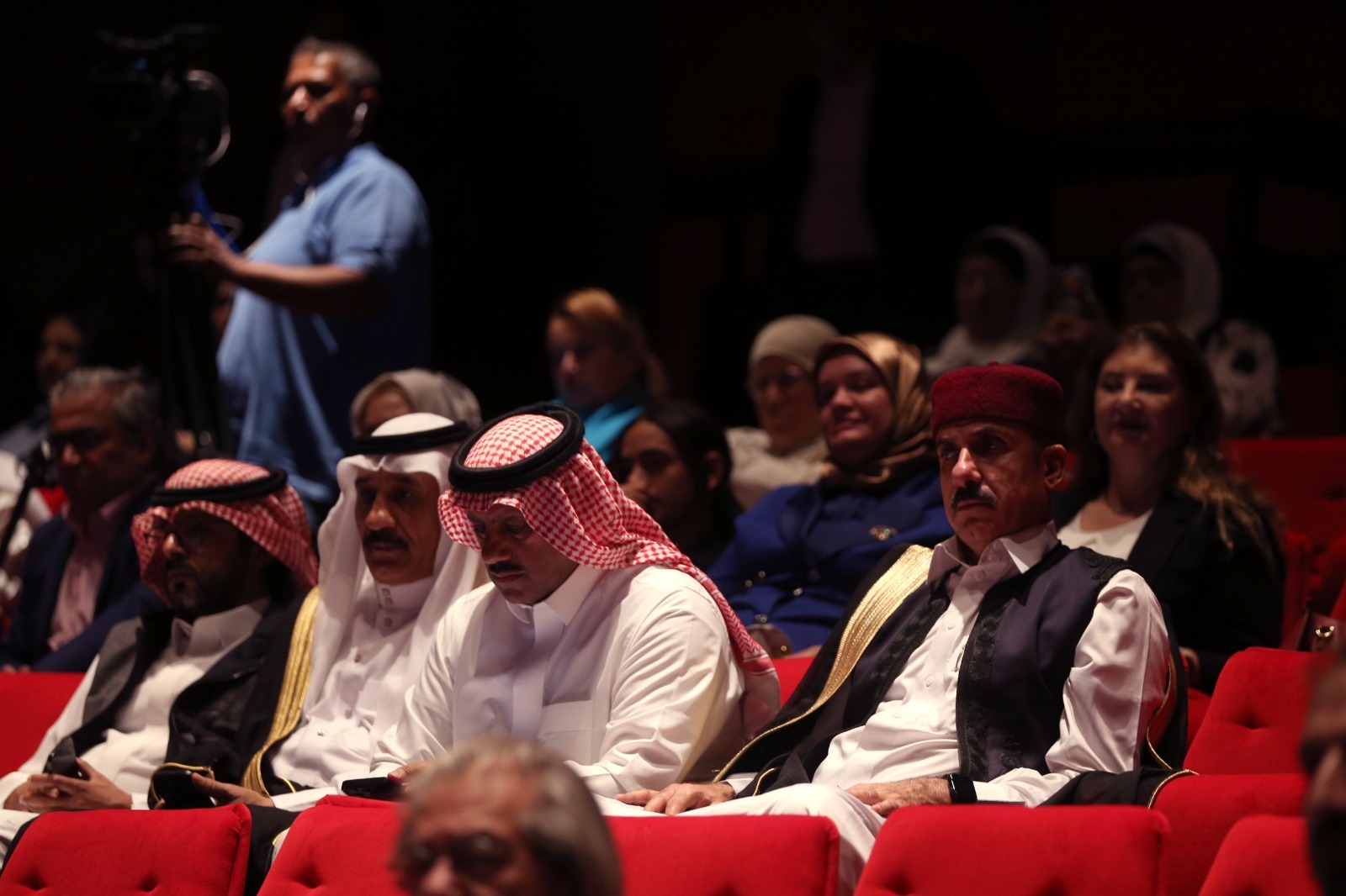 Madar Al-Saa Images 0.586671531303895