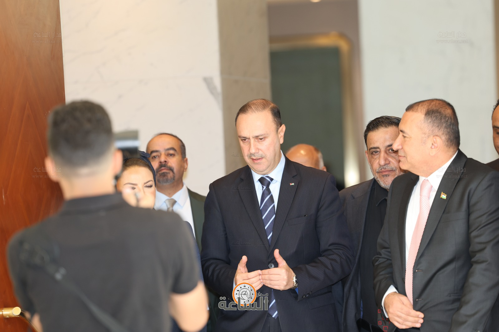 Madar Al-Saa Images 0.4126857342421526