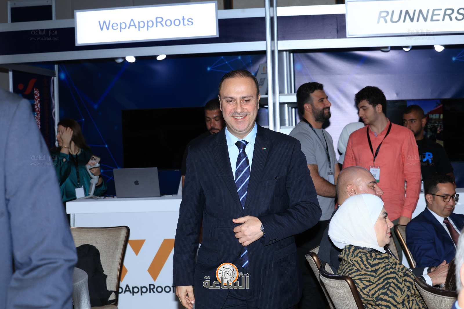 Madar Al-Saa Images 0.29365051173456846