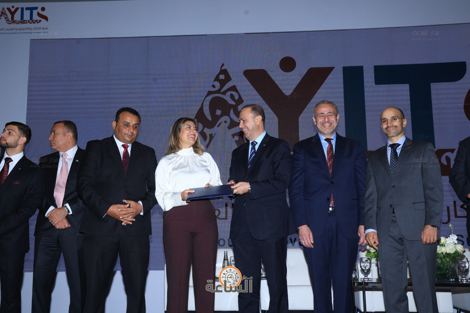 Madar Al-Saa Images 0.35881192724997346