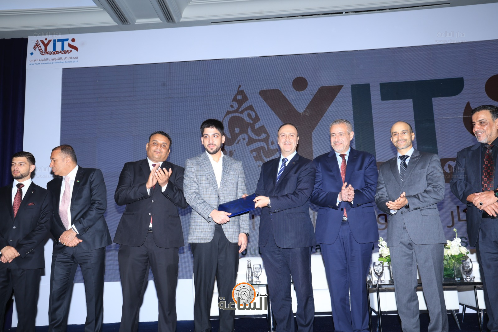 Madar Al-Saa Images 0.4877261826192416