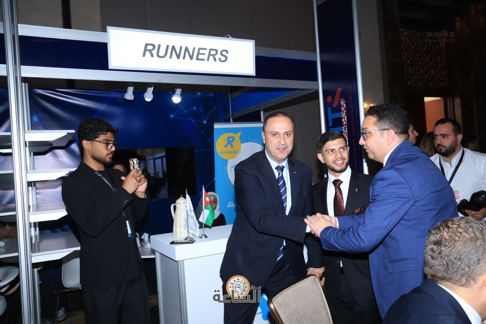 Madar Al-Saa Images 0.18923281793730873