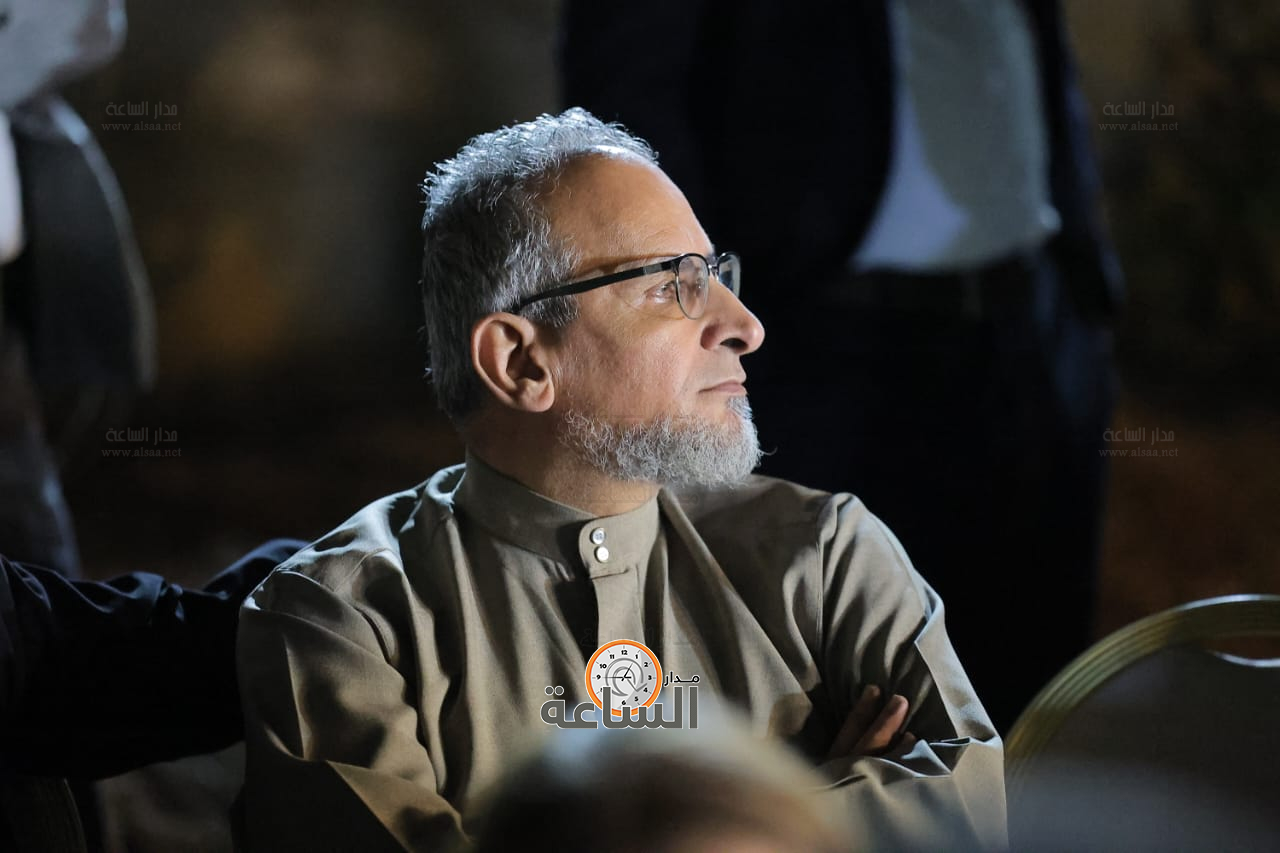 Madar Al-Saa Images 0.029363320601371812