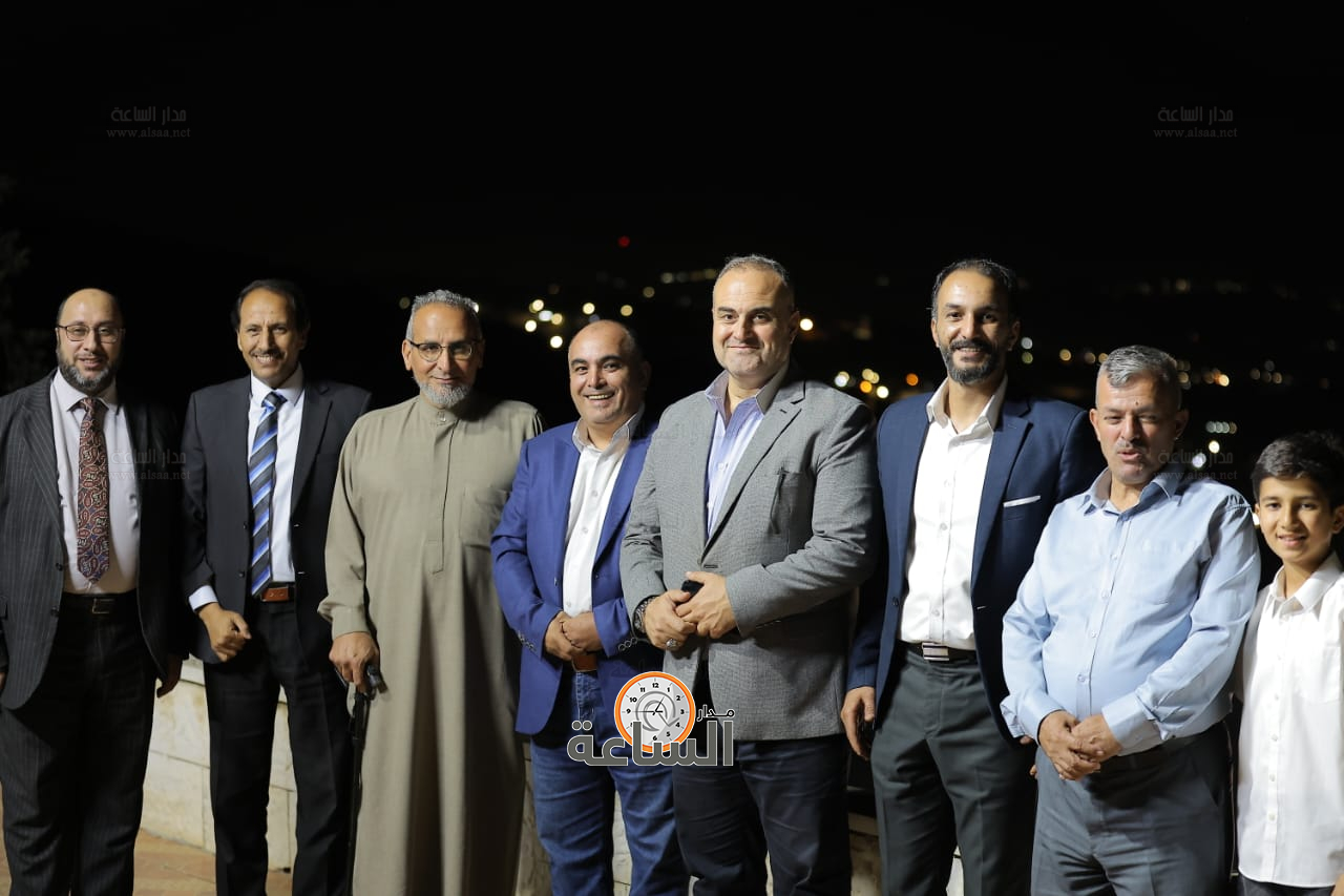 Madar Al-Saa Images 0.17806772272227678