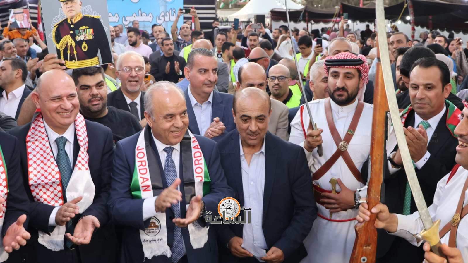 Madar Al-Saa Images 0.3372500371201488