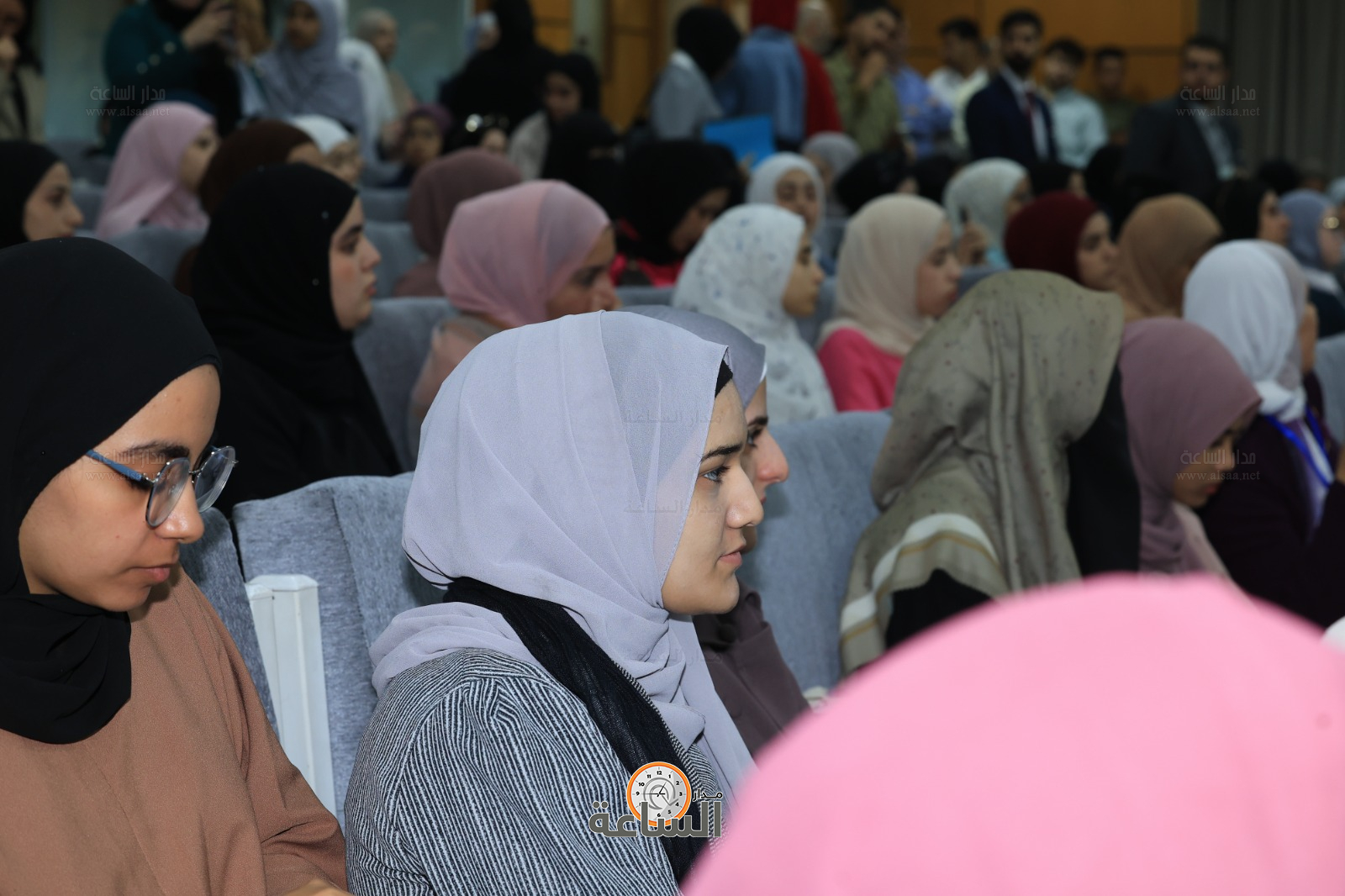 Madar Al-Saa Images 0.07541630557225643