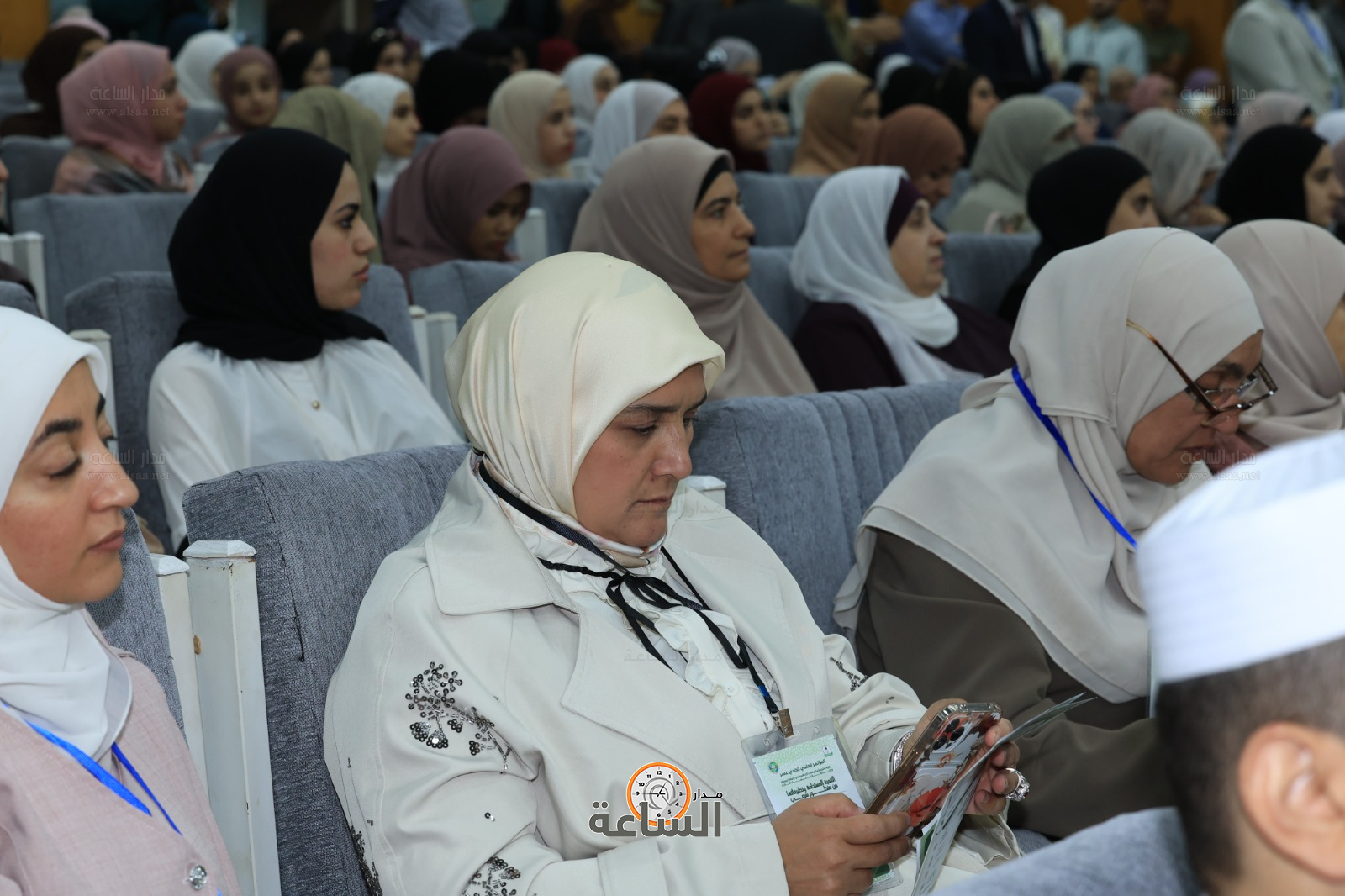 Madar Al-Saa Images 0.03953586327201386