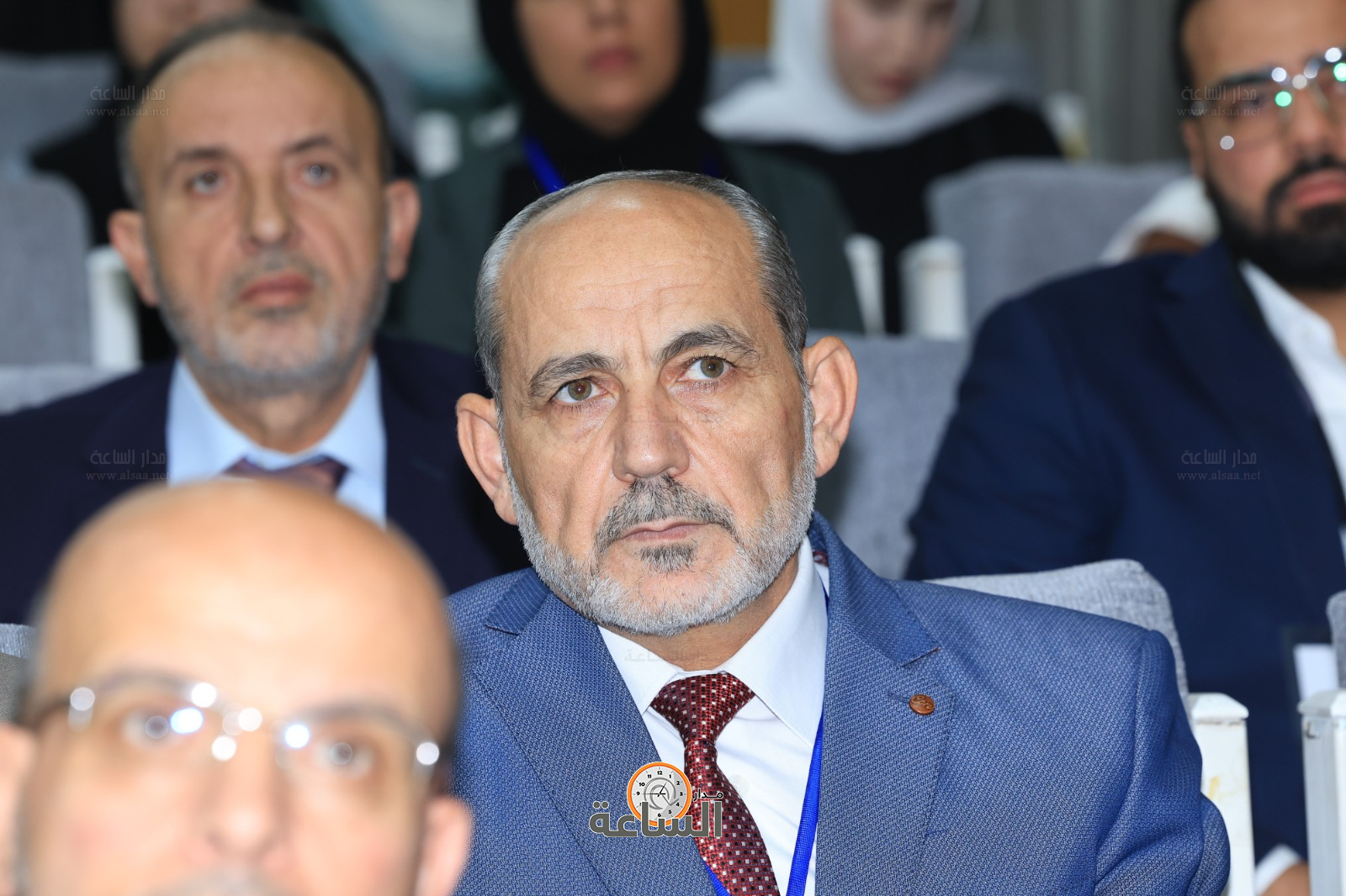 Madar Al-Saa Images 0.5607015215720557