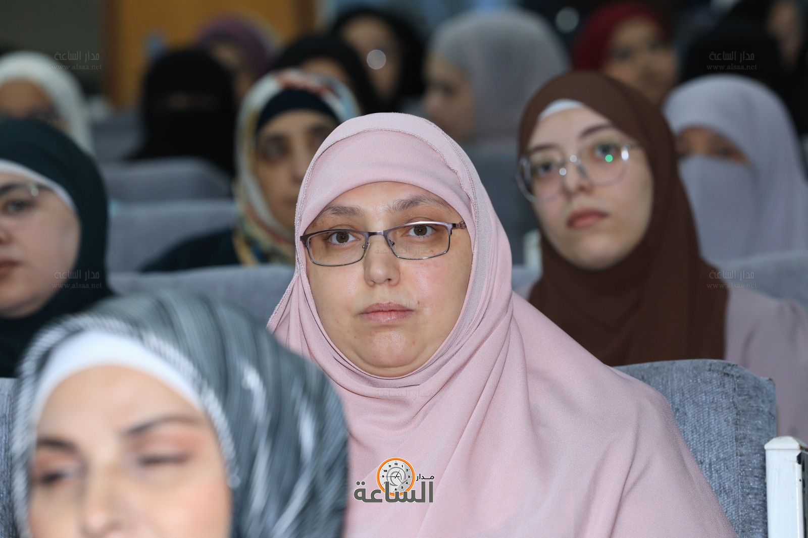 Madar Al-Saa Images 0.8345856866038409