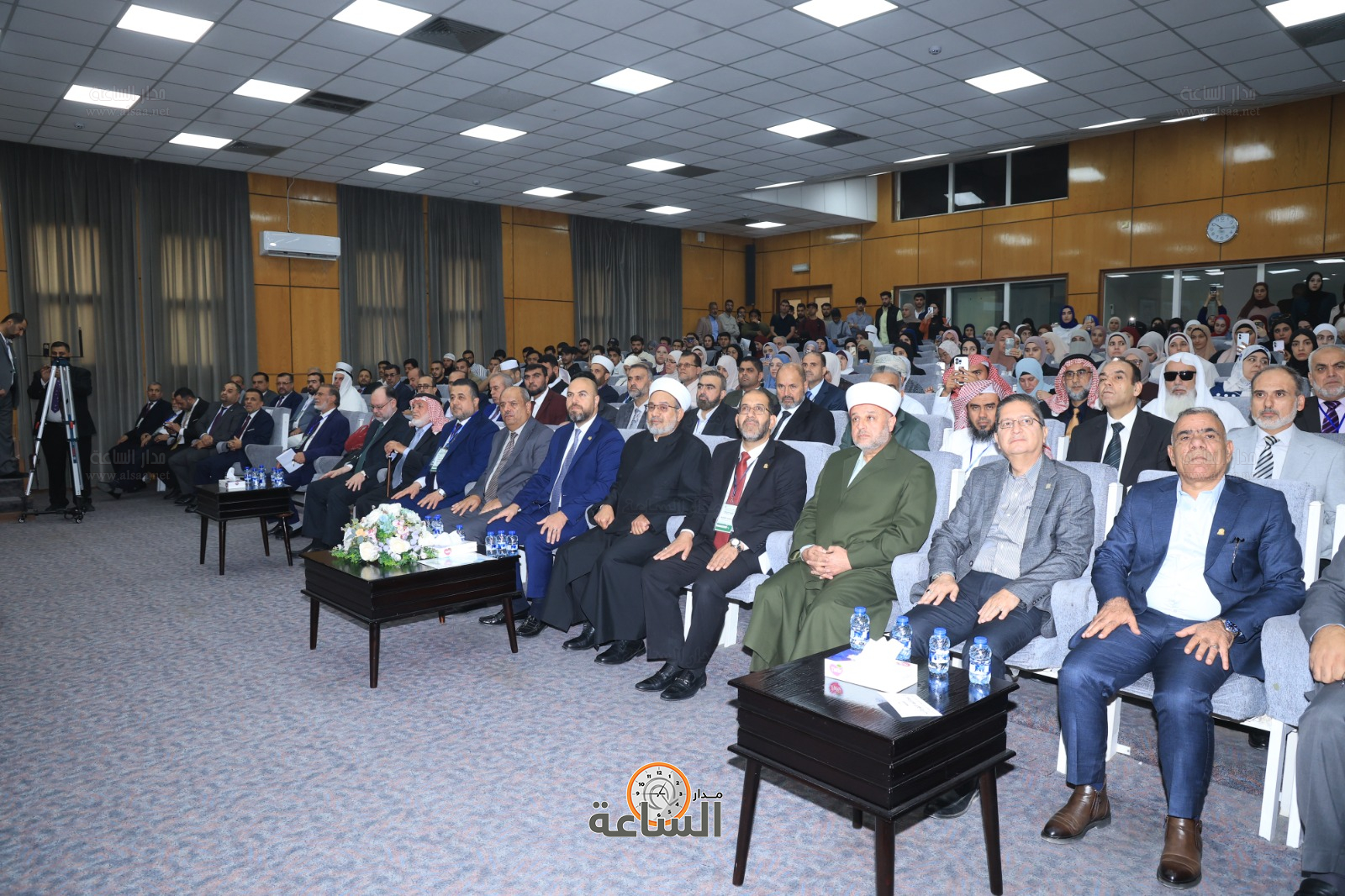 Madar Al-Saa Images 0.37398692852559