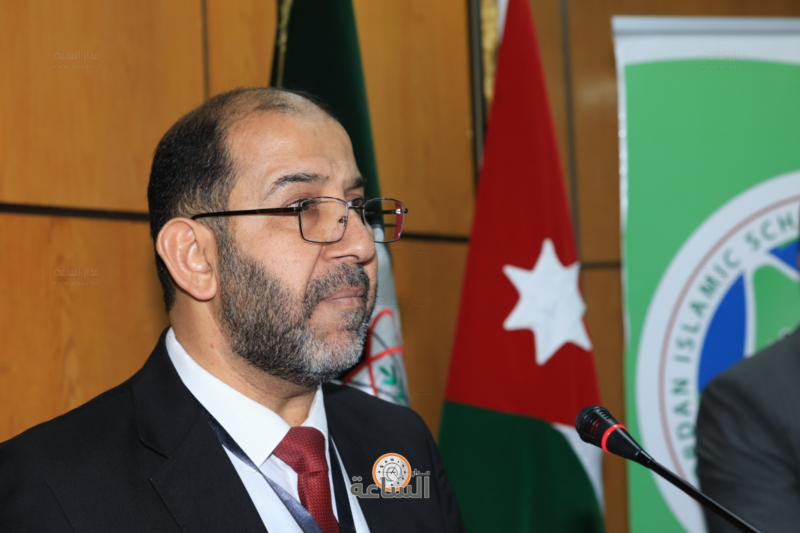 Madar Al-Saa Images 0.14377158185014183