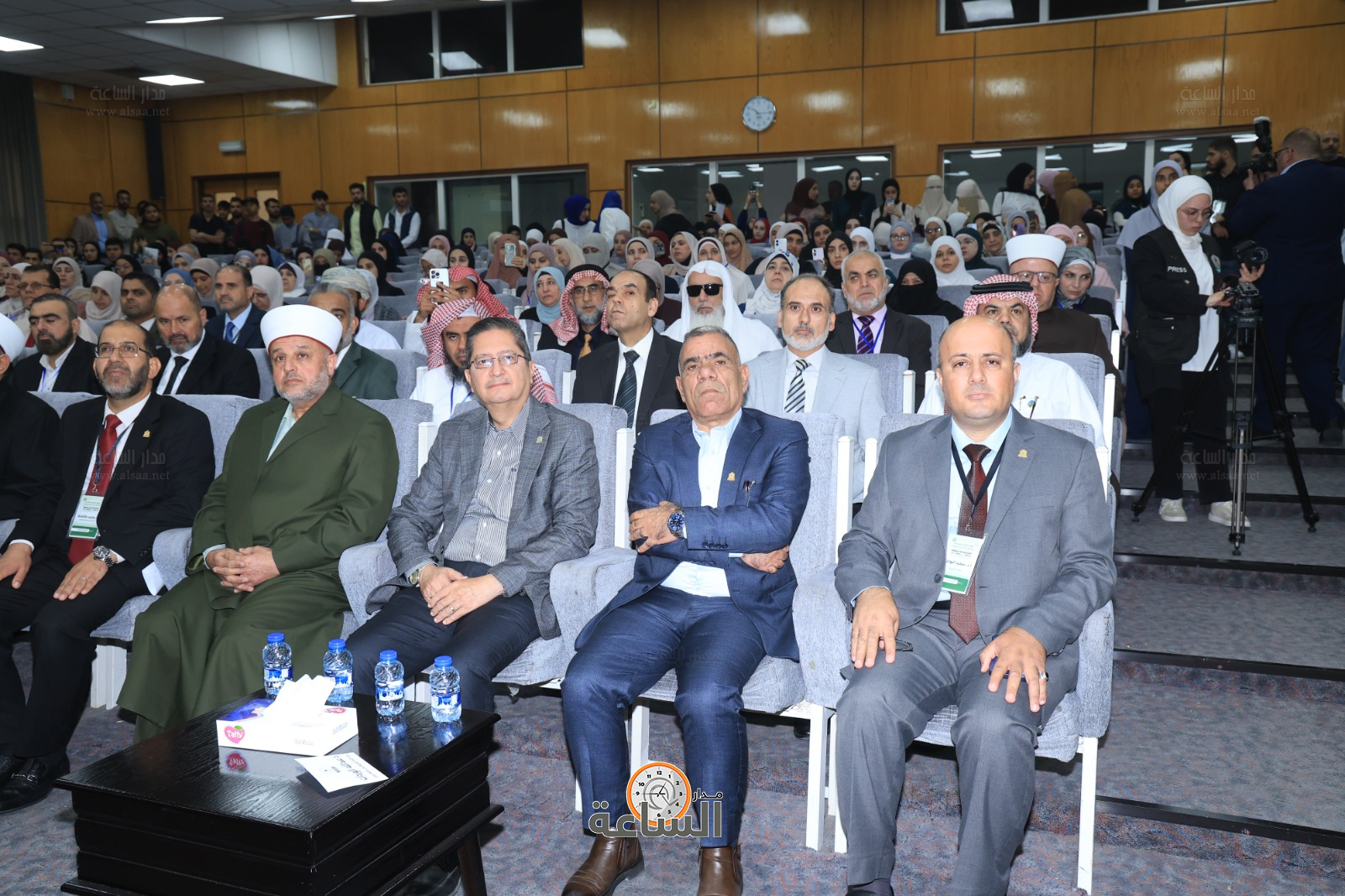 Madar Al-Saa Images 0.7631985883967762