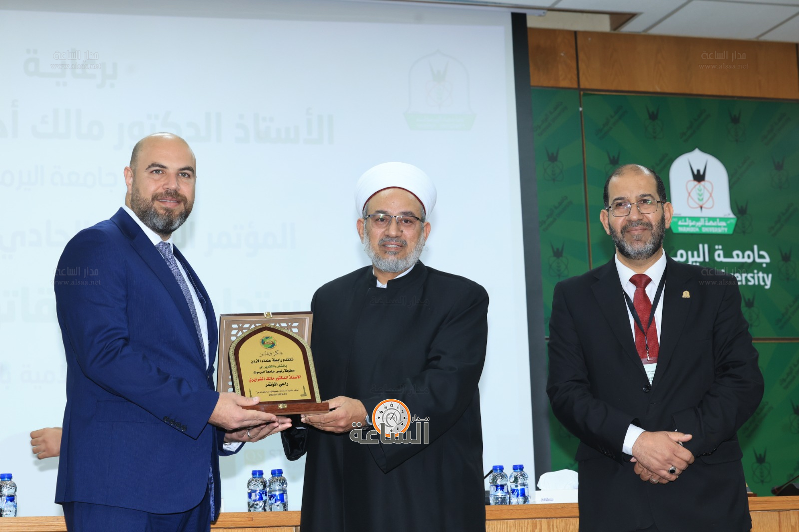 Madar Al-Saa Images 0.7420974812208218