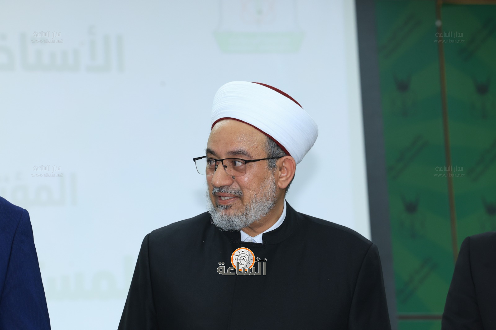 Madar Al-Saa Images 0.225317913210072