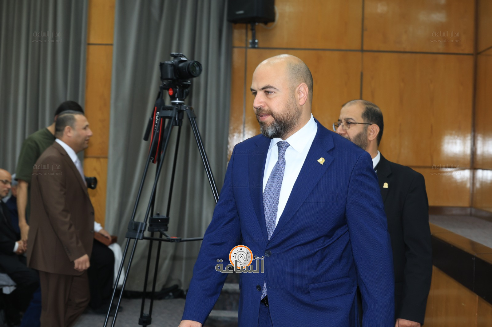 Madar Al-Saa Images 0.589611932600807