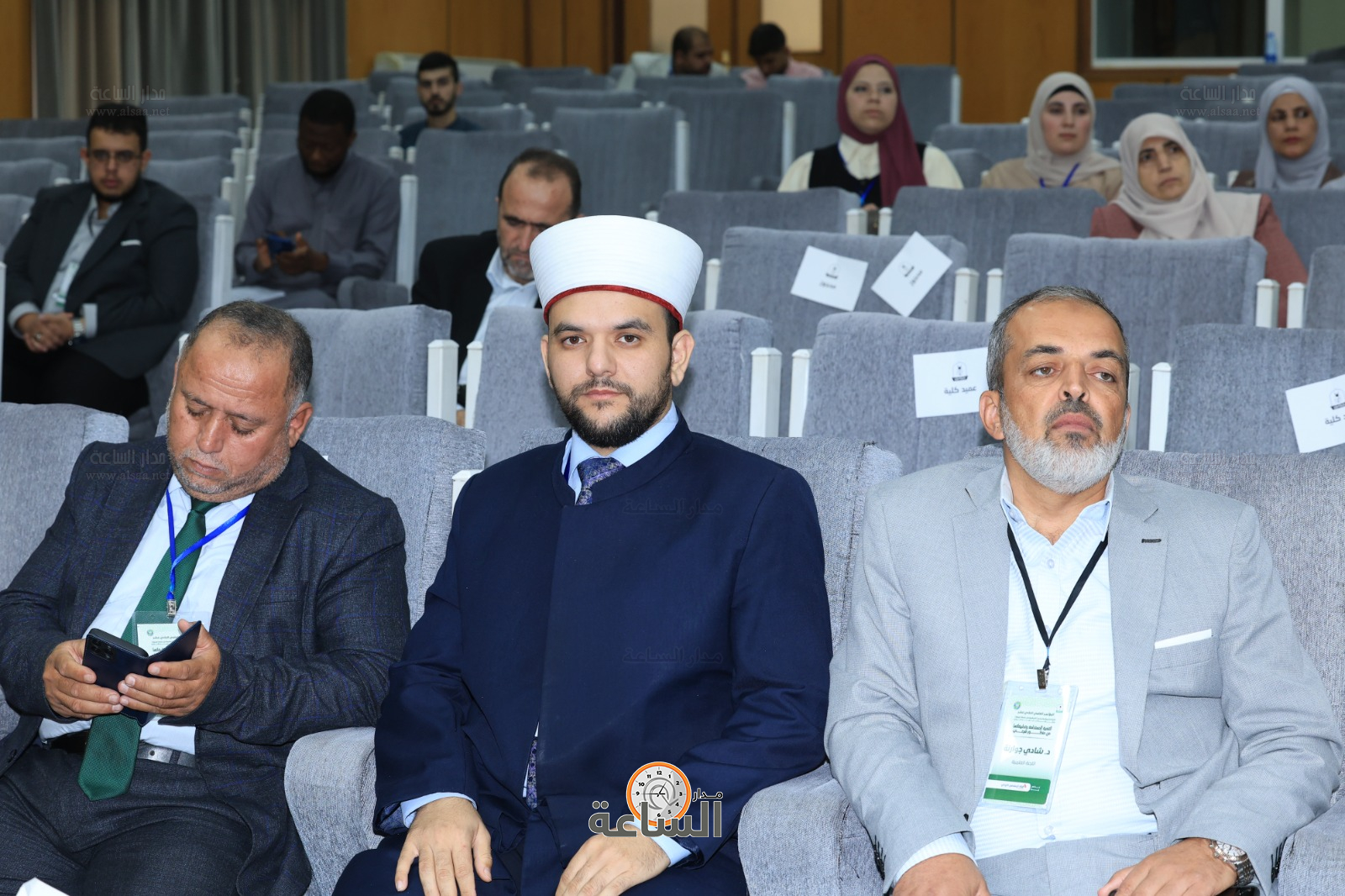 Madar Al-Saa Images 0.6358813448086531