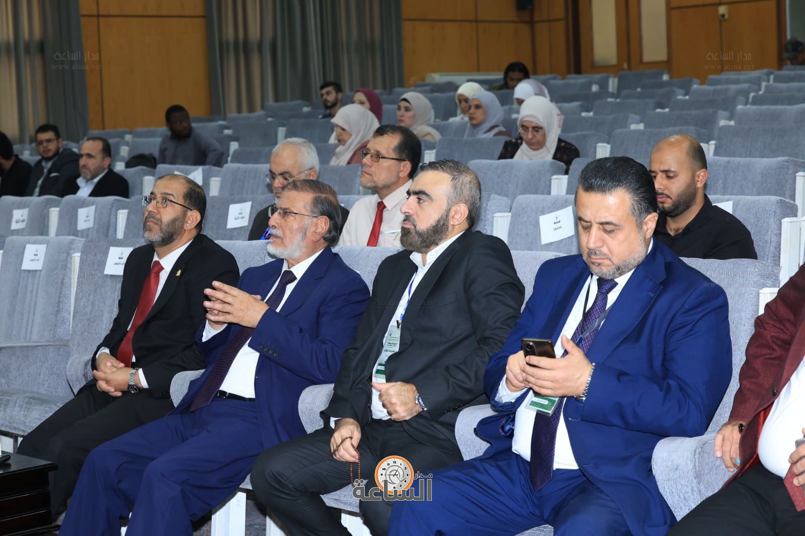 Madar Al-Saa Images 0.4923845829296525