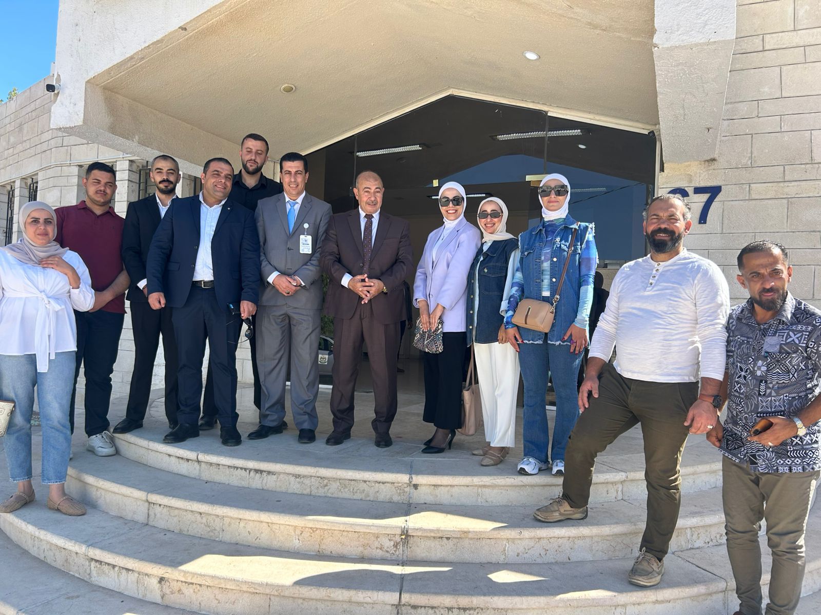 Madar Al-Saa Images 0.5579522460034019