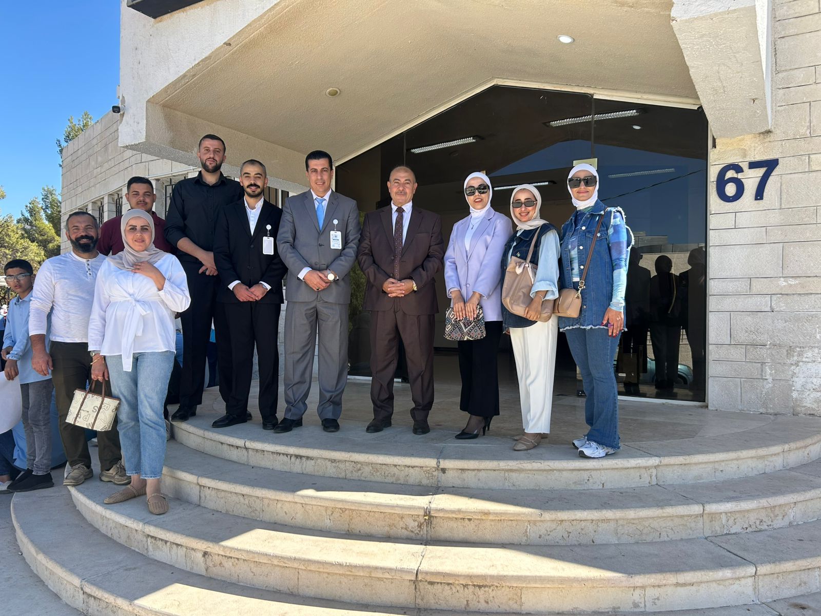 Madar Al-Saa Images 0.9705781069771064