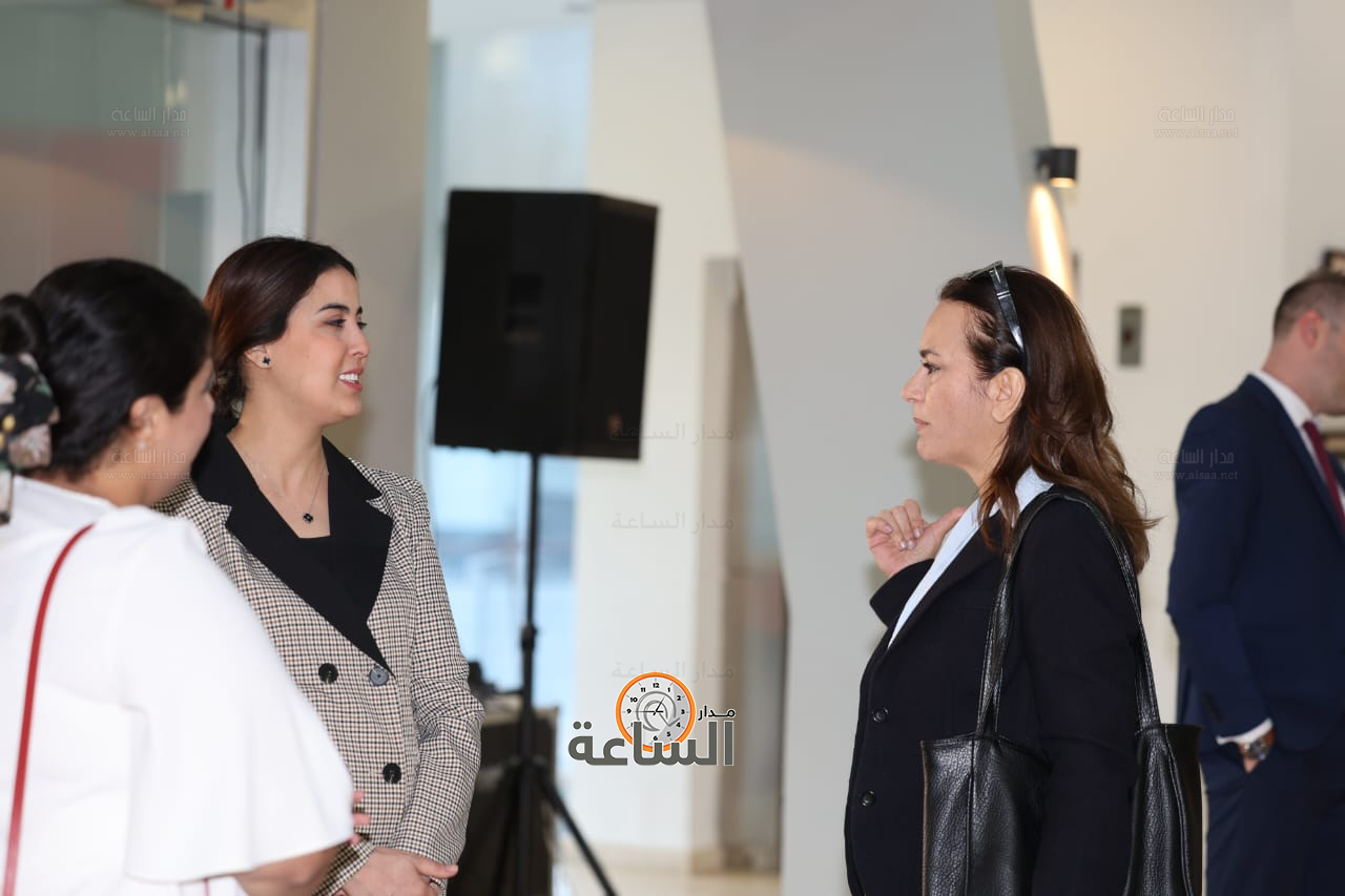 Madar Al-Saa Images 0.21346835474415804