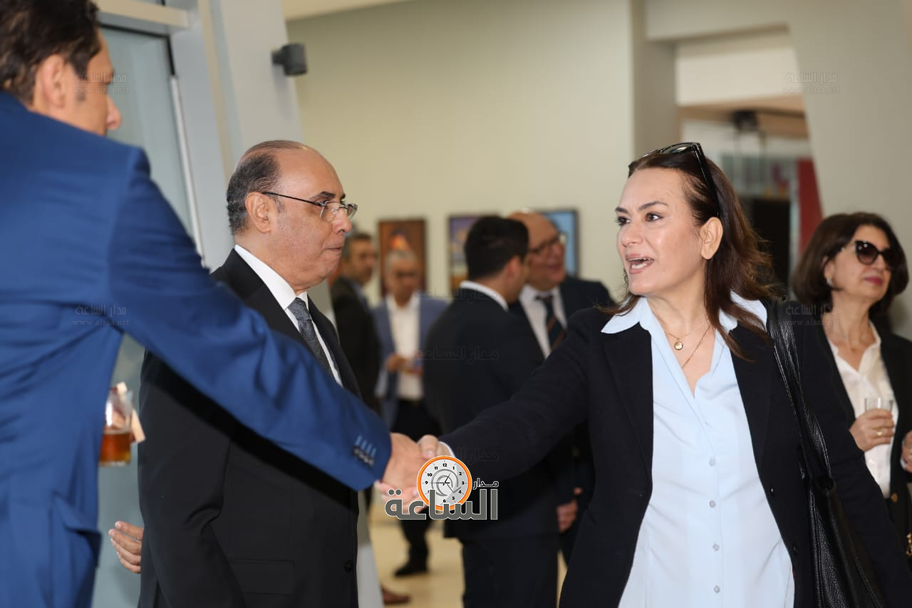 Madar Al-Saa Images 0.3772217433411347