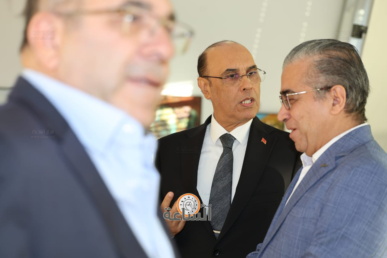 Madar Al-Saa Images 0.3561140723586371