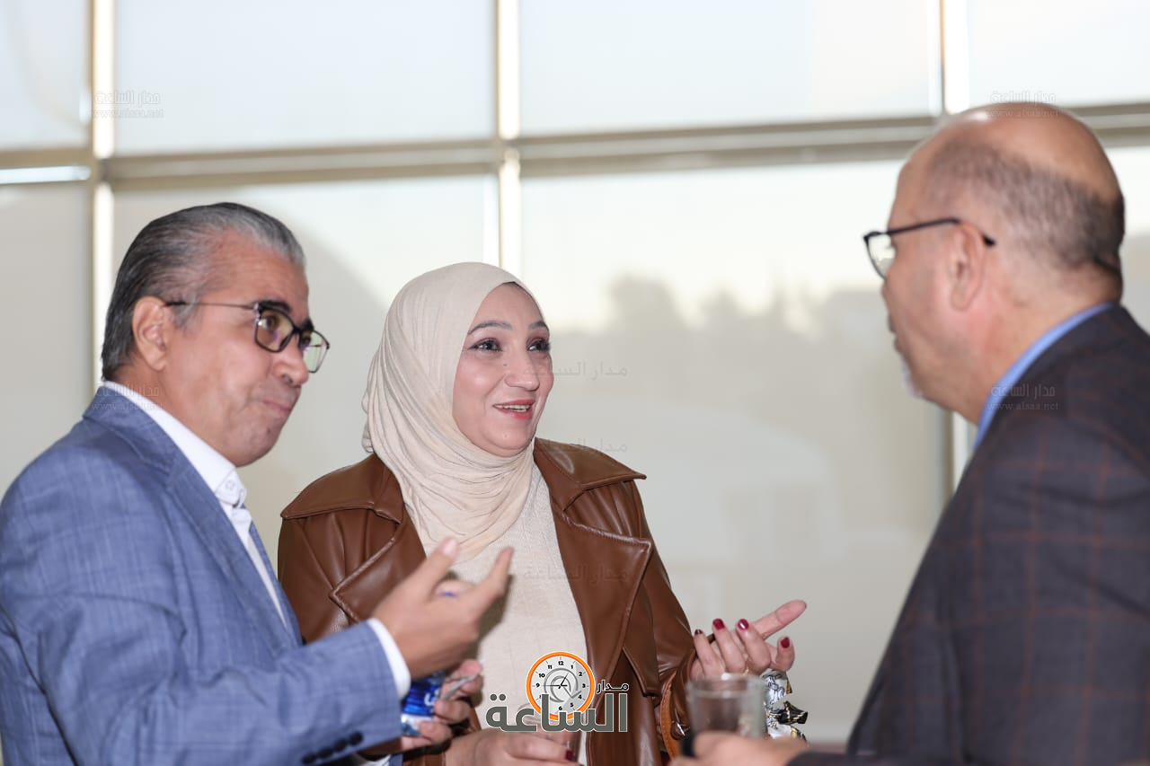 Madar Al-Saa Images 0.37753742366179277